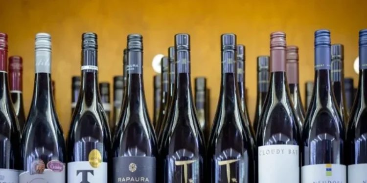 Rượu vang nhập khẩu cao cấp tại Rượu AK